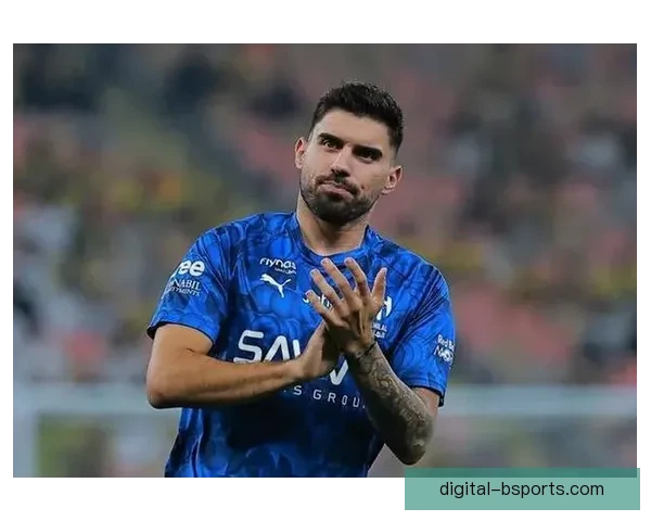 曼联冬窗锁定本菲卡中场若昂内维斯补强中场引发英超格局新期待